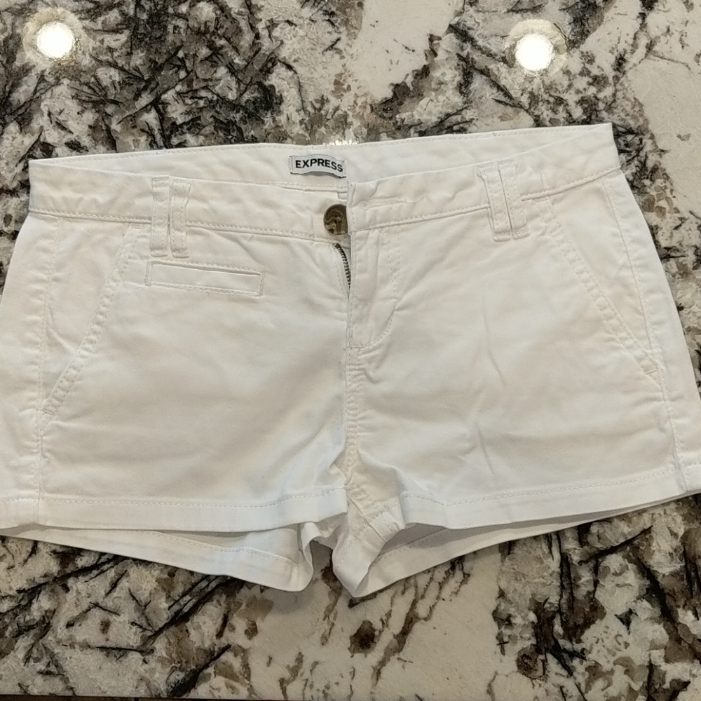 Express white chino short